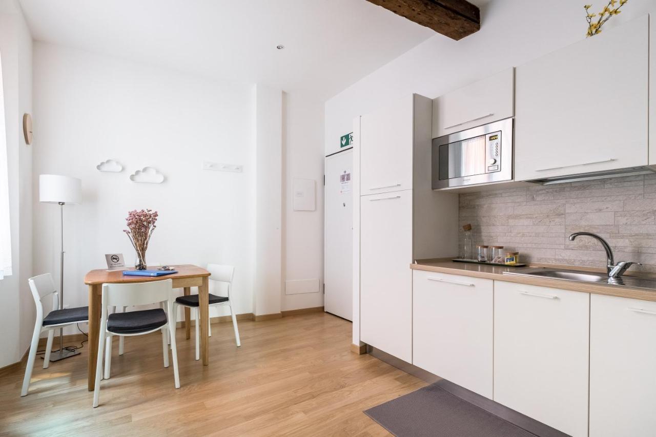 Canonica Suites Bologna Exterior photo